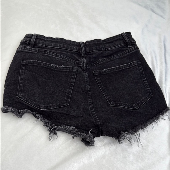 ZARA SIZE 6 Women's Denim Shorts Black Distressed - Picture 3 of 7